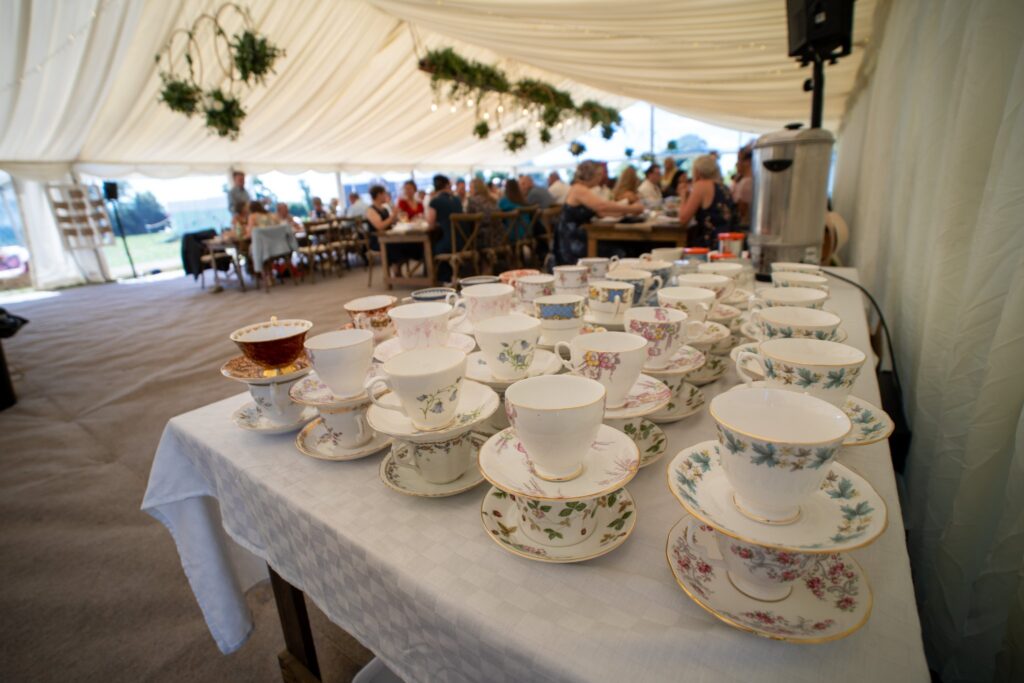 vintage china for weddings